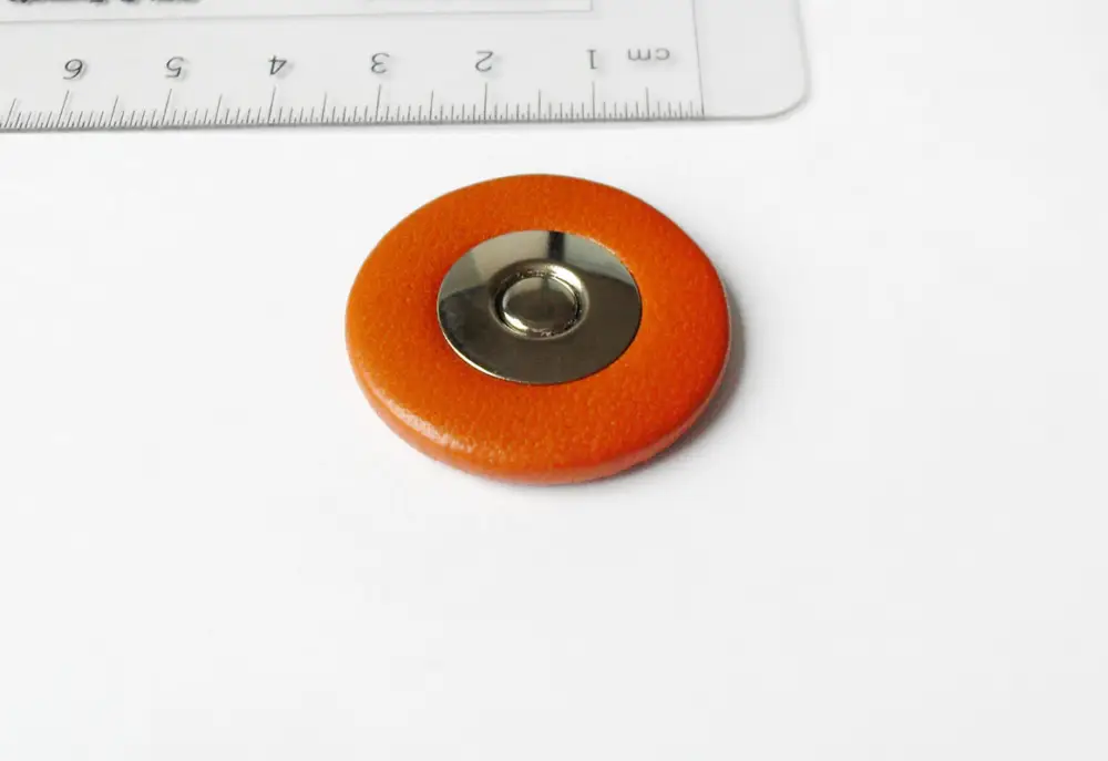 Polster Saxophon Premium De Luxe, Metallresonator 30,5 mm Finale Aktion